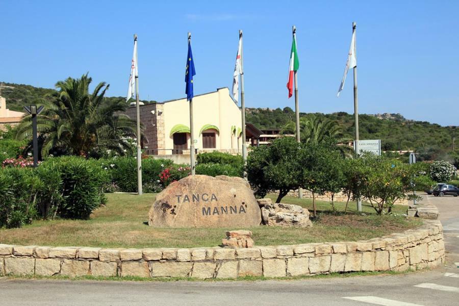 La Mitica 99 Del Portolaconia Residence Cannigione Exterior foto