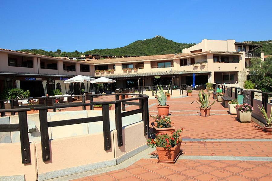 La Mitica 99 Del Portolaconia Residence Cannigione Exterior foto